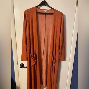 LULAROE Sarah Duster. Rust color XL